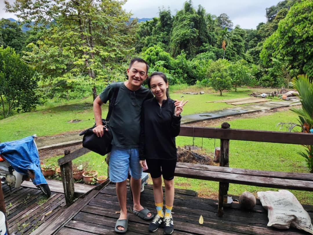 Mulu Tribal Homestay Eksteriør billede
